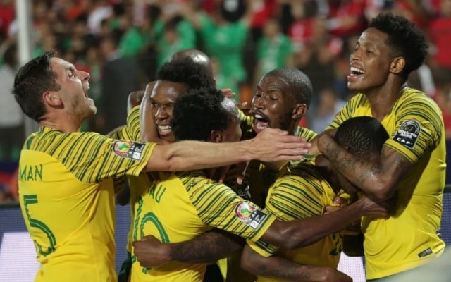 Cameroon xuất sắc giành tấm vé đi tiếp chung kết
